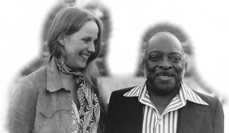 Talking to Count Basie about when Mom & I took a home made dinner to him a few years earlier.